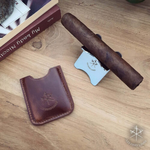 Les Fines Lames Cigar Stand - Tan