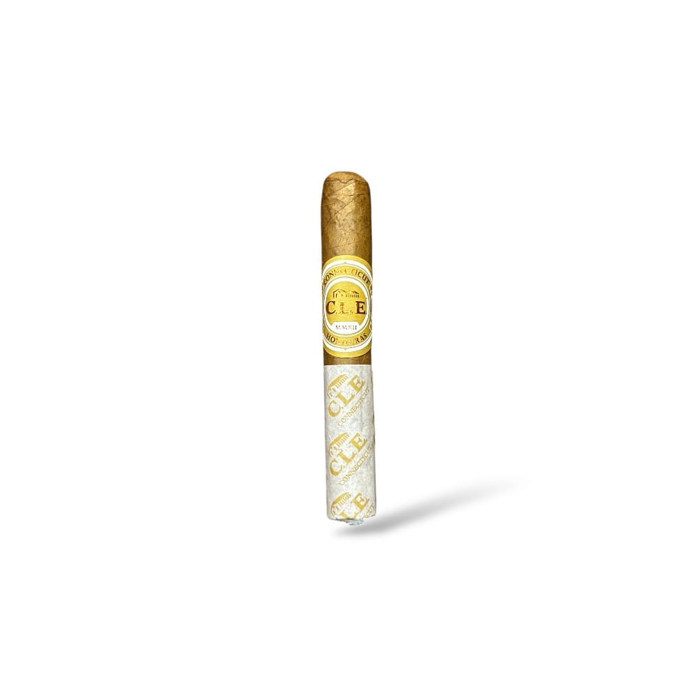 CLE Connecticut Petit Corona Cigar