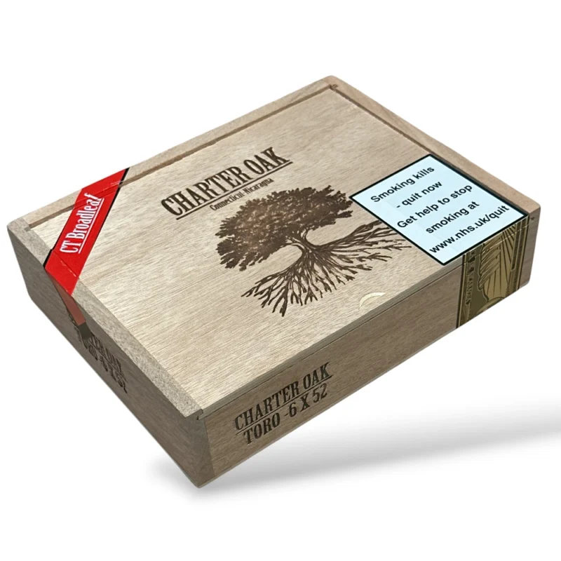 Foundation Charter Oak CT Broadleaf Toro Cigar Box Closed