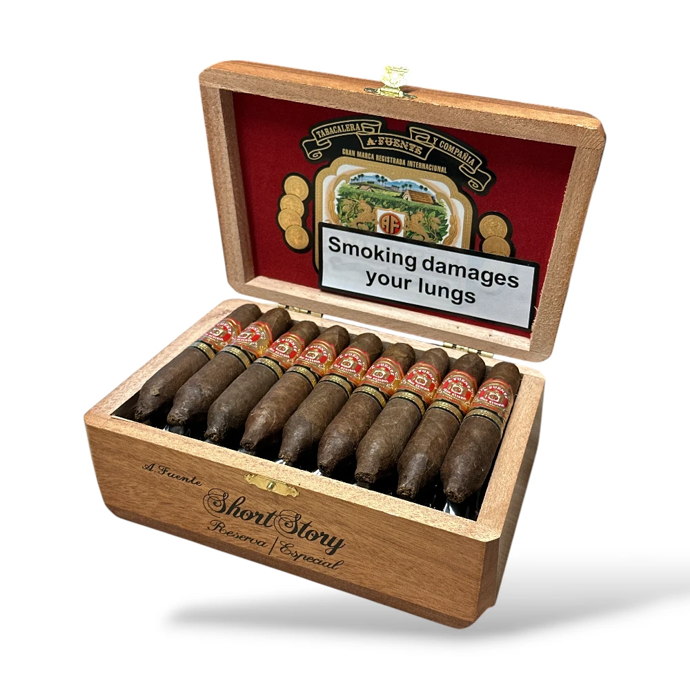 Arturo Fuente Hemingway Short Story Cigar Box Open