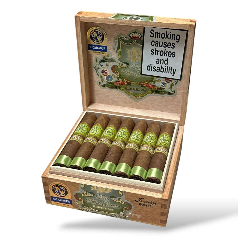 Don Pepin Garcia VC Invictos Robusto Cigar Box Open