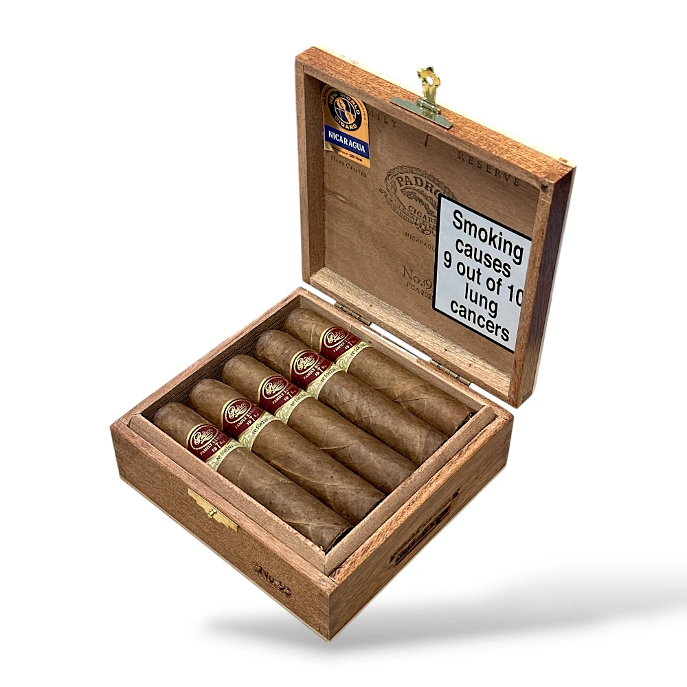 Padron Family Reserve No. 95 Cigar Box Open