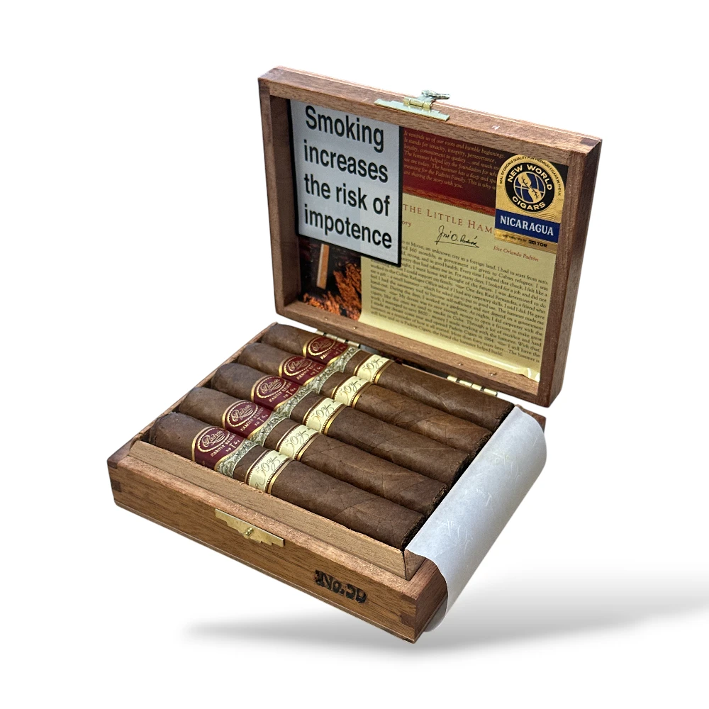 Padron Family Reserve 50 Years Cigar Box Open