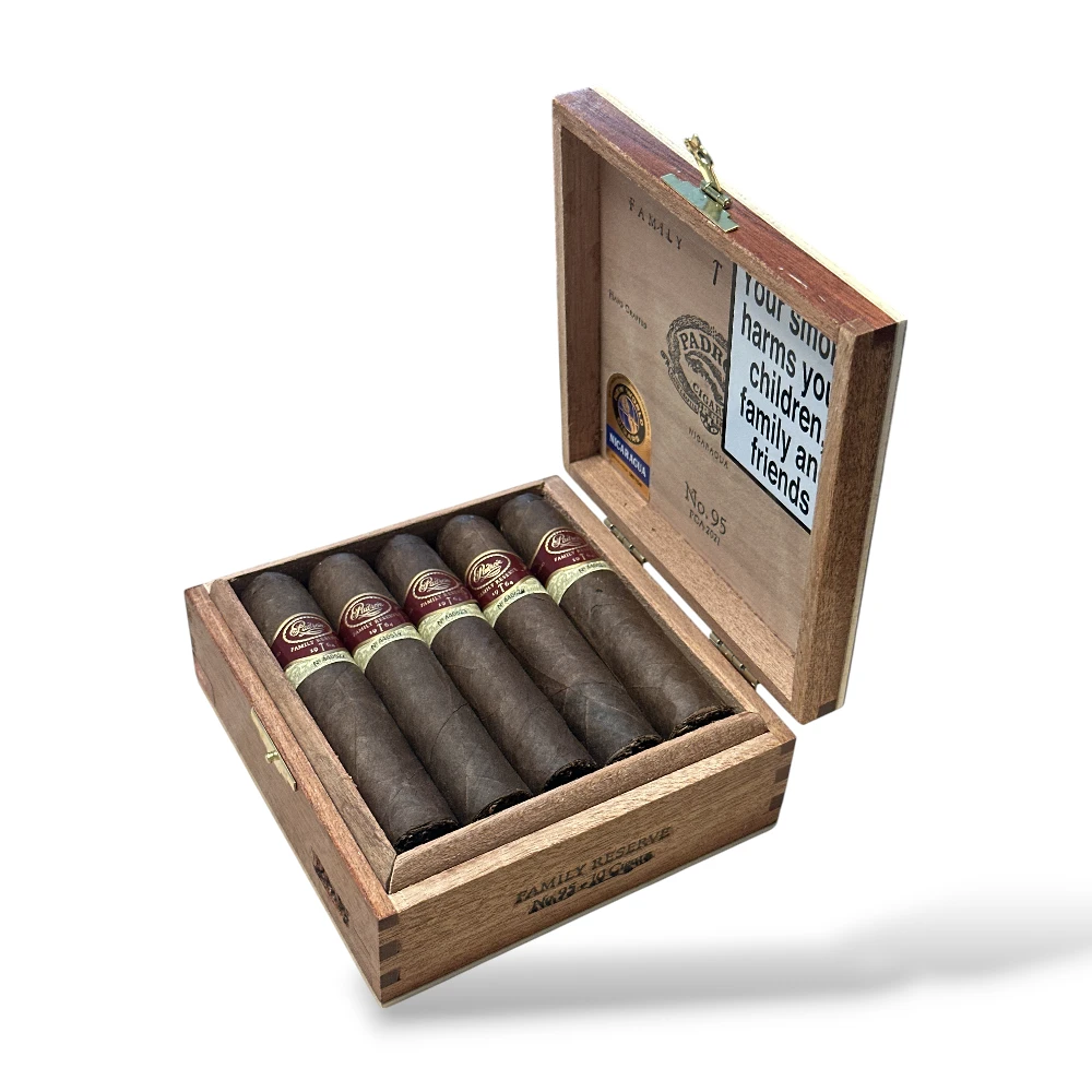 Padron Family Reserve No. 95 Maduro Cigar Box Open